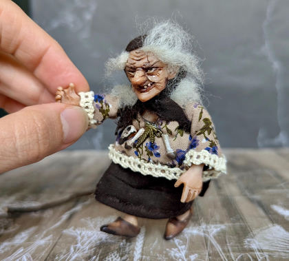 Подвижная кукла Баба Яга: уникальная фигурка ведьмы из полимерной глины. photo 2