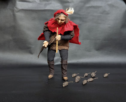 Full-scale view of a handmade gothic miniature — Small art doll Pied Piper (1/12), one-of-a-kind sculpture by Ritunia