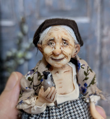 Full-scale view of a handmade gothic miniature — Granny with the bird (8/8), polymer clay, fabric, acrylics, varnish, wool