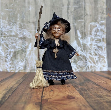 Full-scale view of a handmade gothic miniature — Small art Witch (1/11), one-of-a-kind sculpture by Ritunia